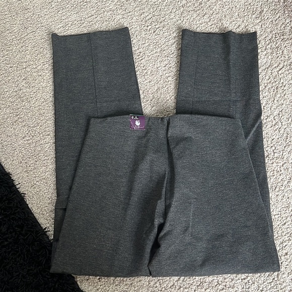 Gloria Vanderbilt | Ponte Knit Straight Leg Pants - Picture 6 of 7